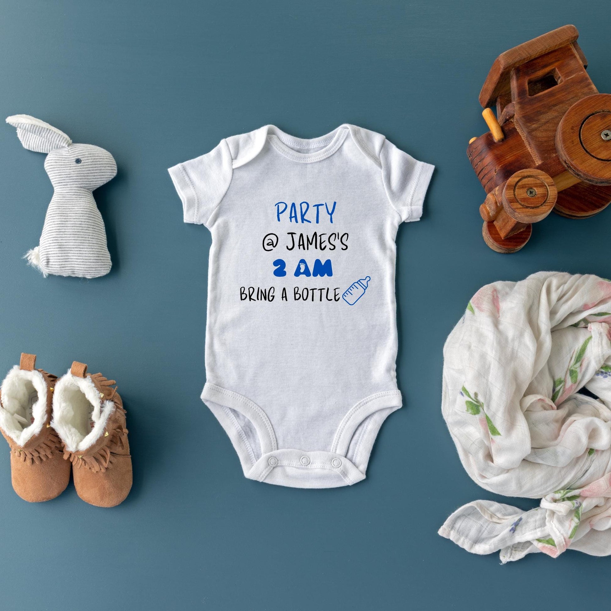 Party at My Crib 2am Bring a Bottle Onesies, Personalised Funny Baby Bodysuit, Newborn Vest, Baby Announcement Bodysuit, Baby Shower Gift